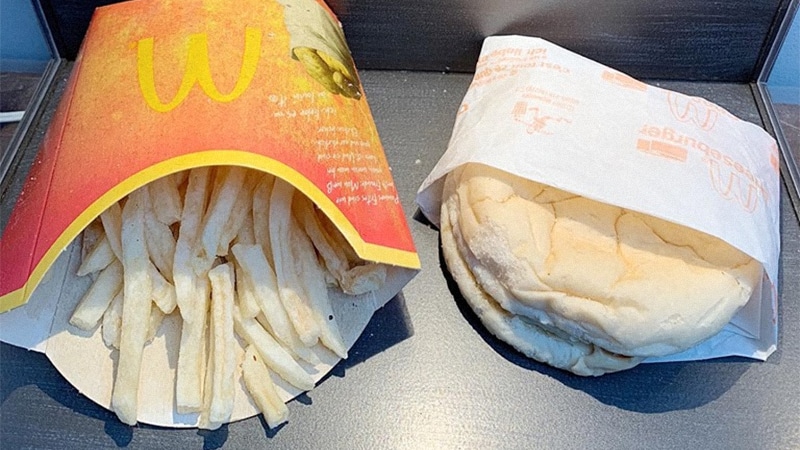 Read more about the article The last McDonald’s hamburger in Iceland is over 10 years old – and still intact.