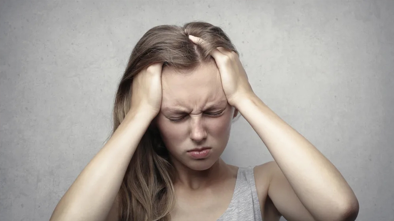 Read more about the article Which Foods Are Responsible For Headaches?